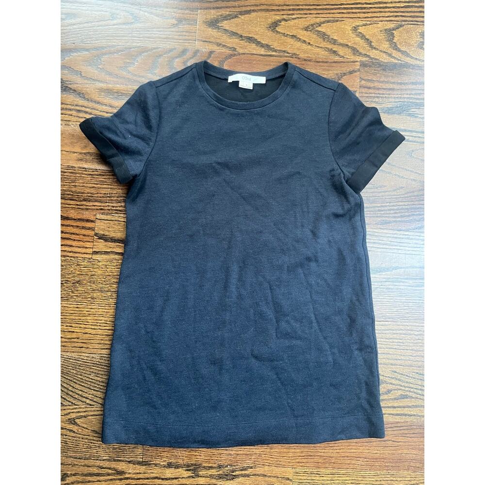 O’2nd women’s knit Top Sz. 4 navy blue crewneck